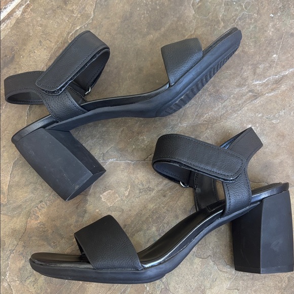 Naturalizer GenN Trace Sandal - Picture 6 of 12